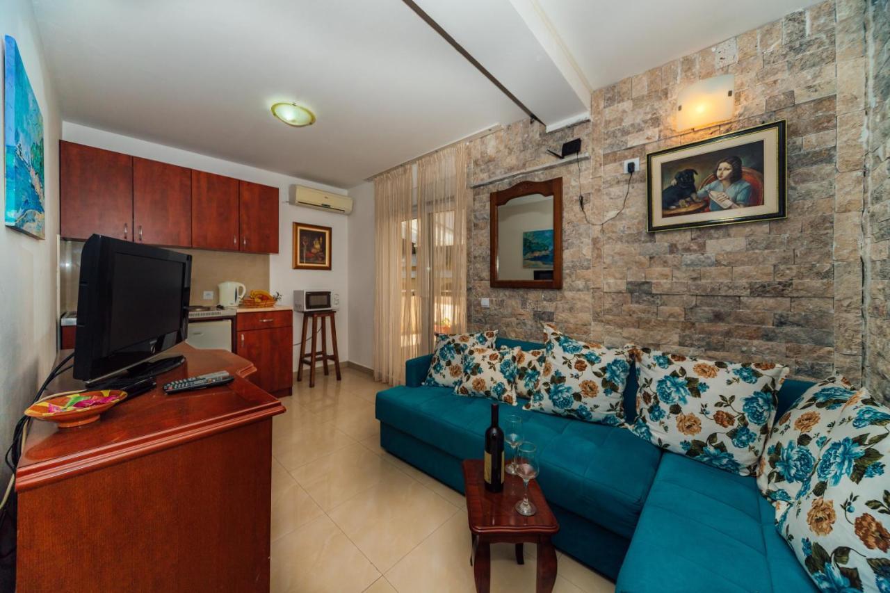 Apartments Andric Petrovac Dış mekan fotoğraf