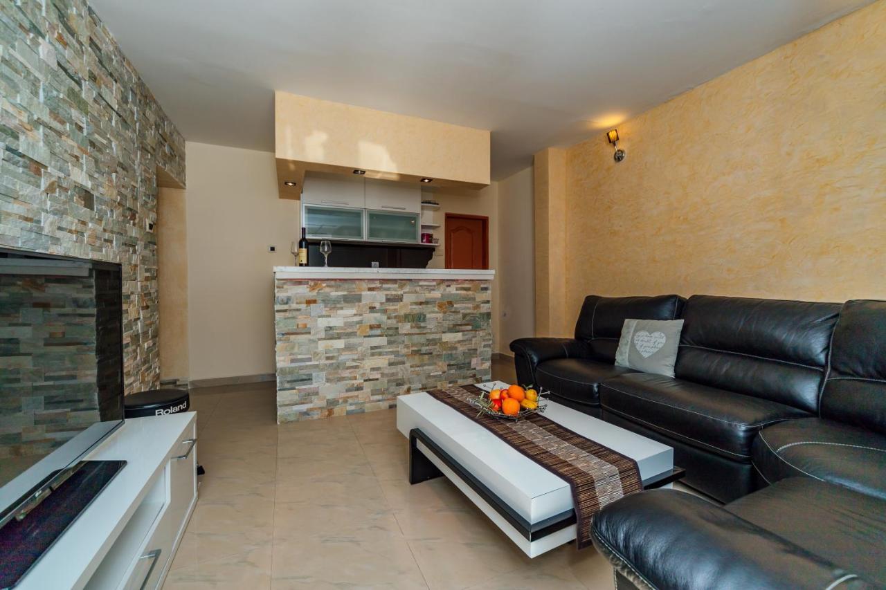 Apartments Andric Petrovac Dış mekan fotoğraf