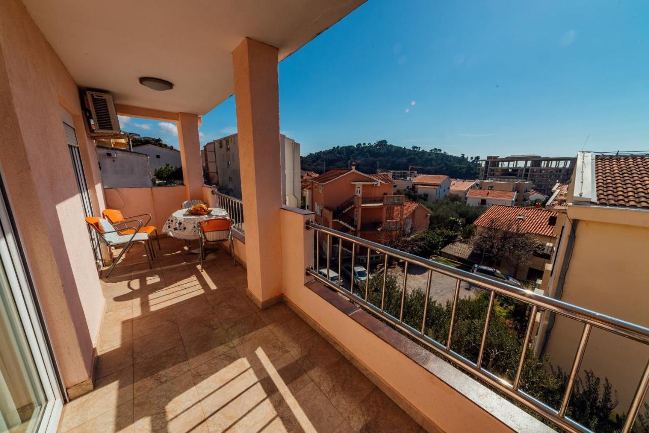Apartments Andric Petrovac Dış mekan fotoğraf